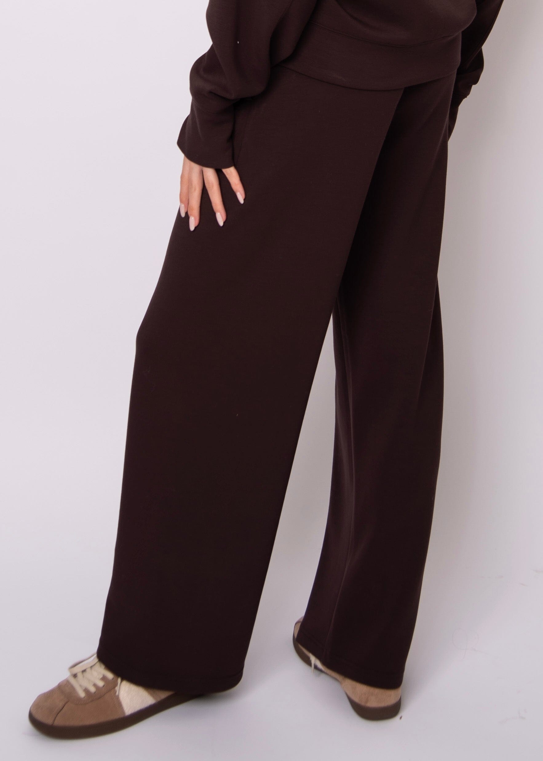 cozy brown loungewear bottoms, minimalist brown lounge pant