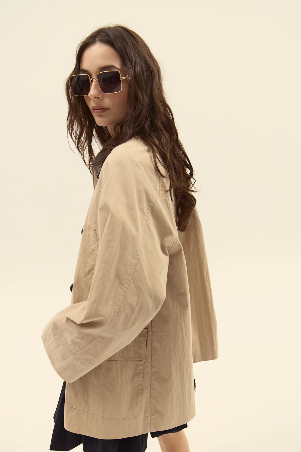 versatile women jacket camel, polished camel jacket women, modern women outerwear camel, capsule wardrobe camel jacket, women casual chic jacket, camel button jacket women