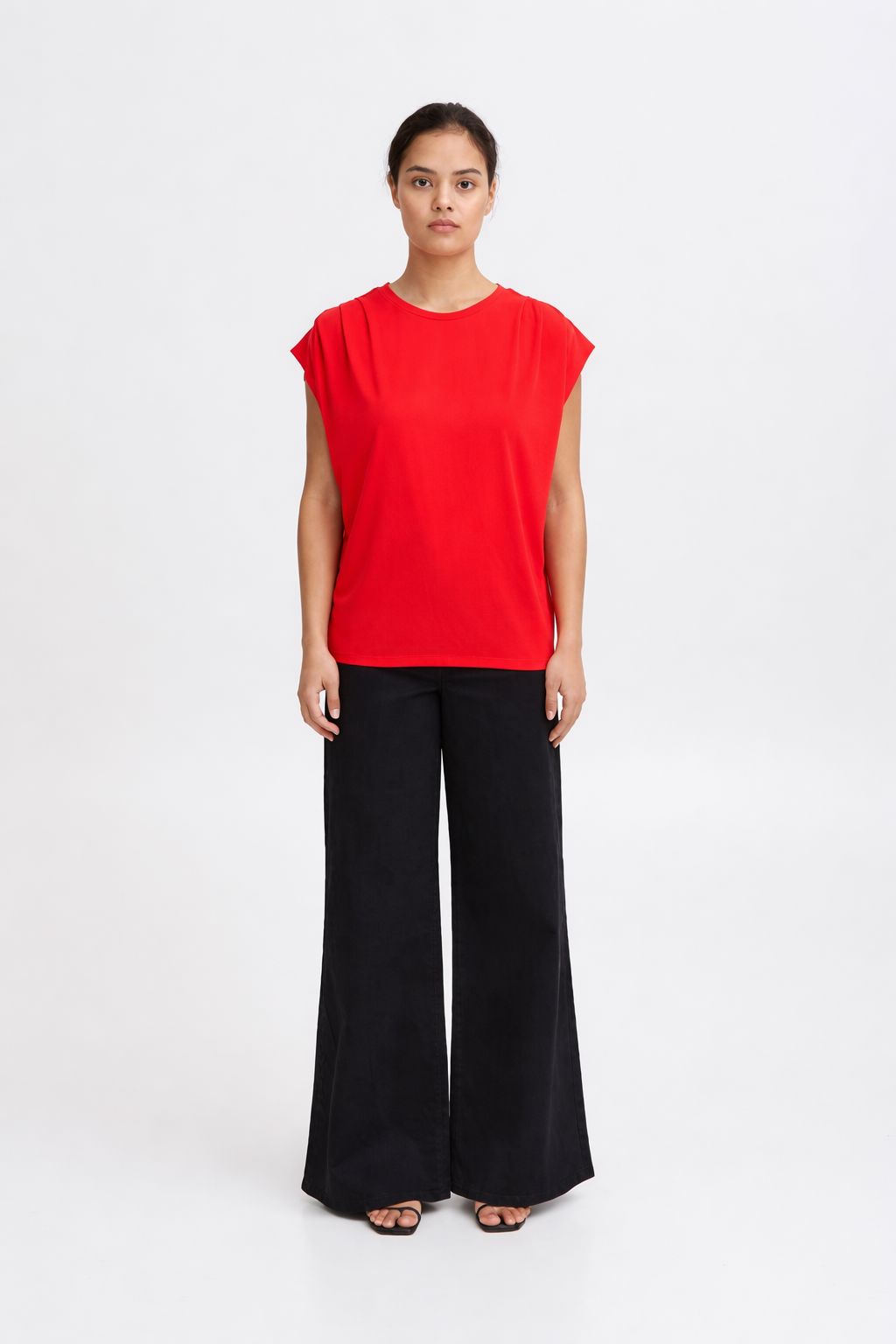 DETAILED SLEEVE BLOUSE (RED)