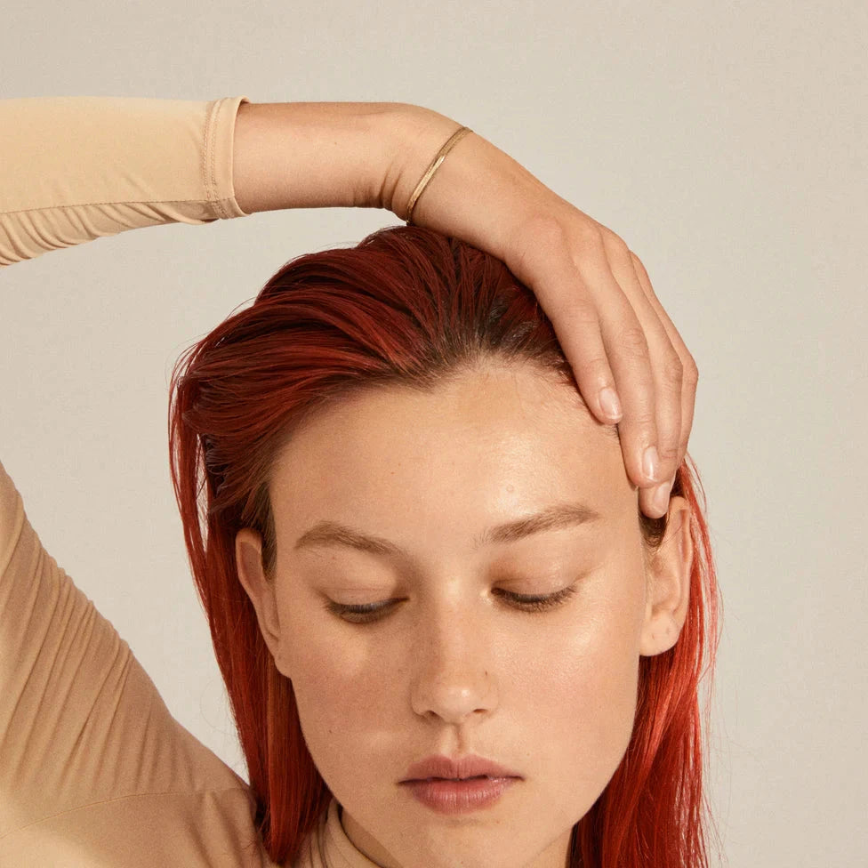 modern gold accessory, polished gold bracelet, layering gold bracelet, women’s gold chain jewelry