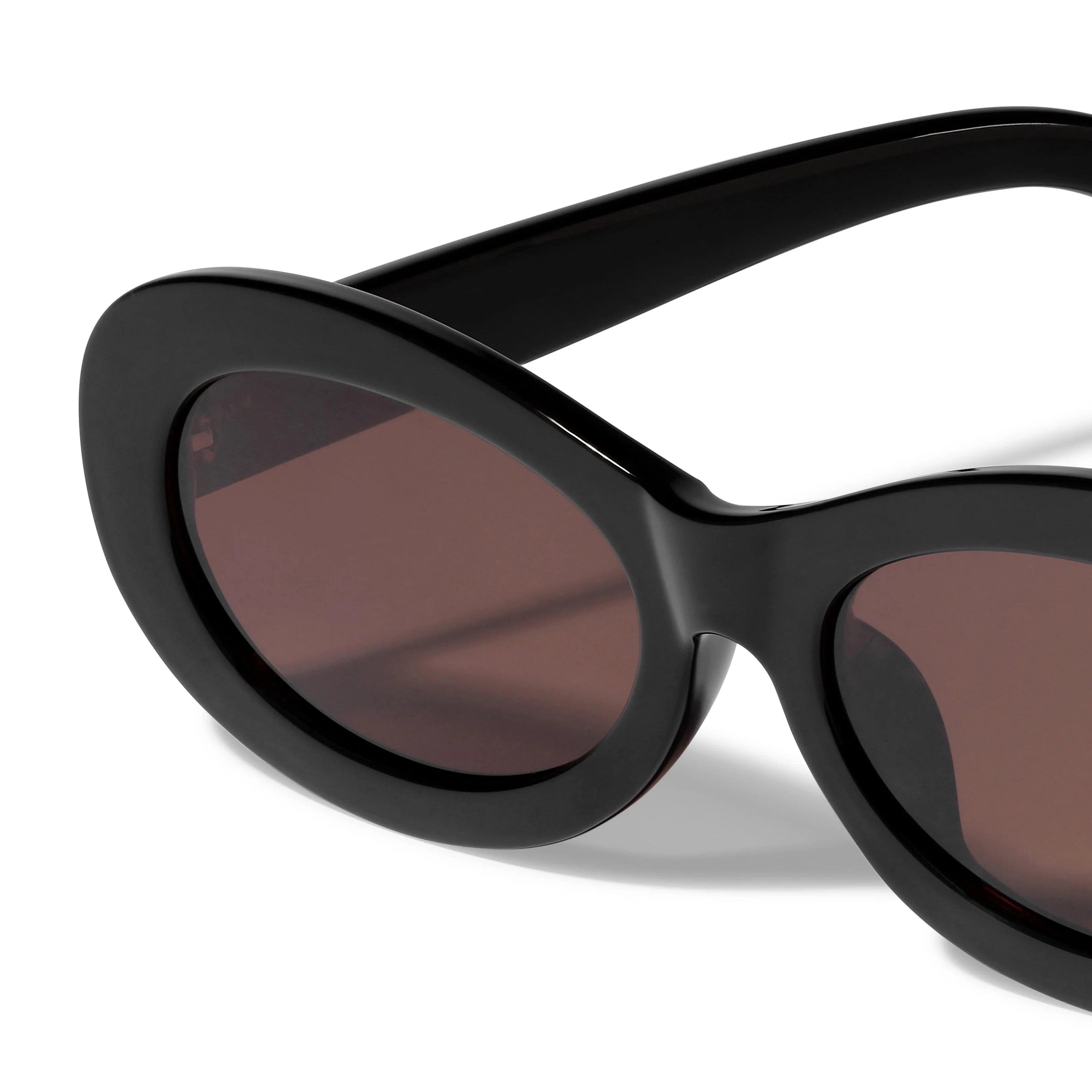 modern oval frame sunglasses, bold rounded sunglasses
