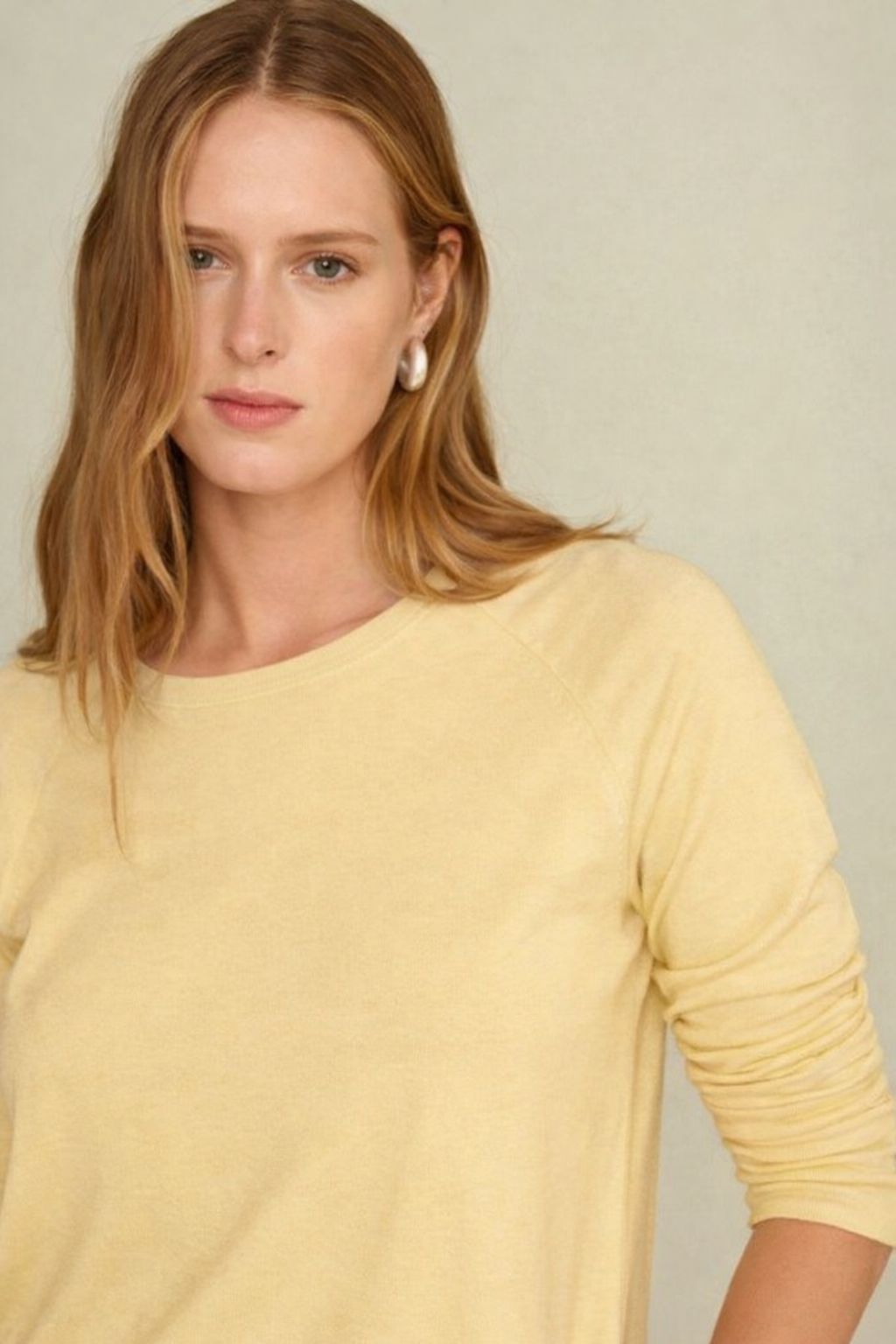 LORRAINE BUTTER ELEGANT SWEATER