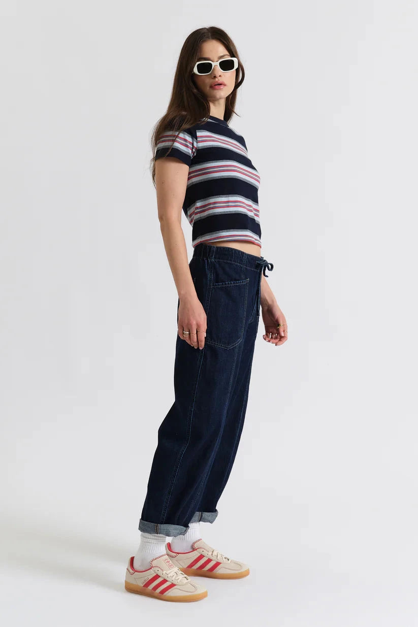 cropped barrel leg denim pants, fashion barrel leg jeans women, soft waist drawstring denim jeans, stylish dark wash denim barrel pants, lordon canada