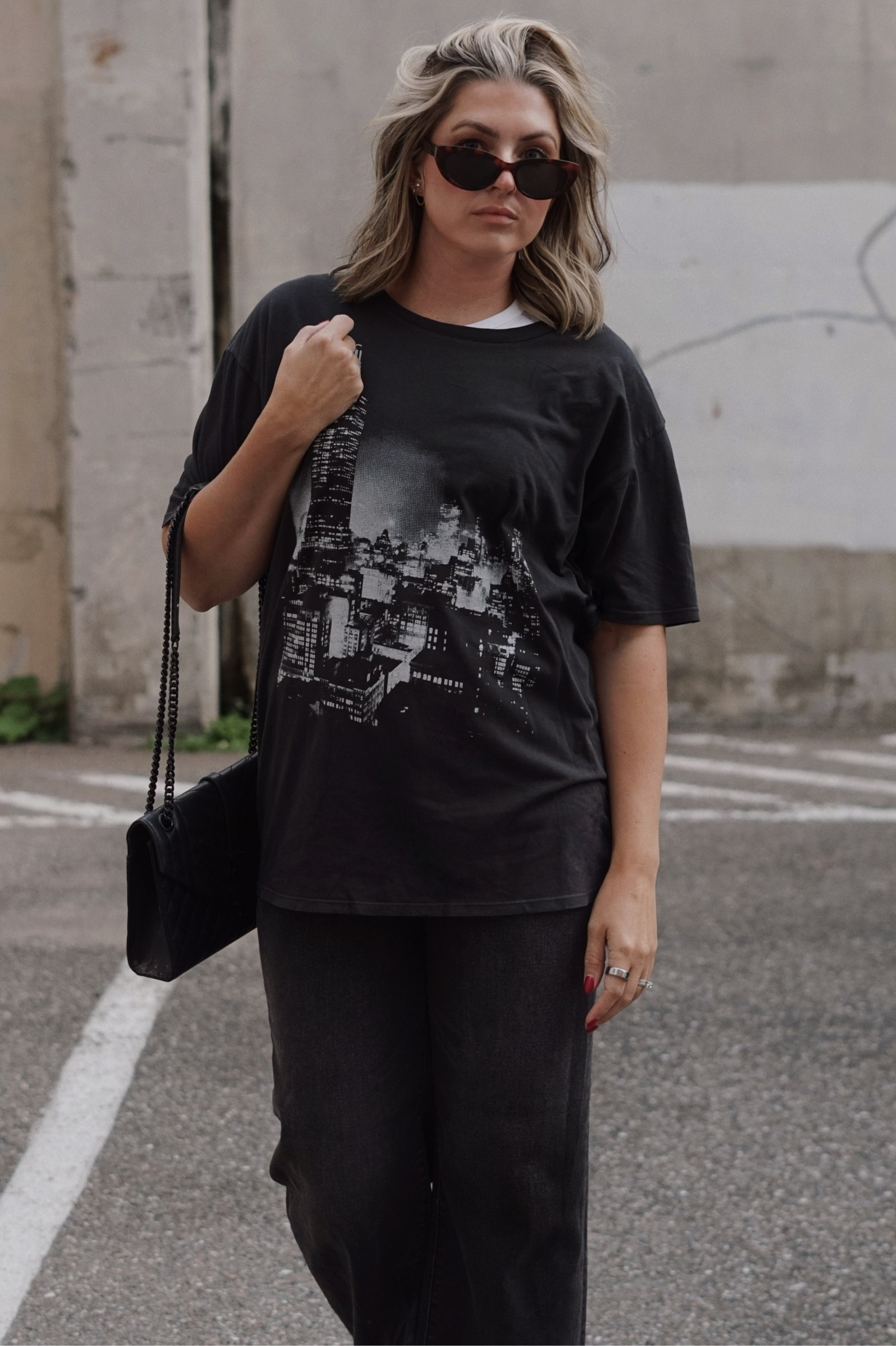 CITYSCAPE GRAPHIC TEE
