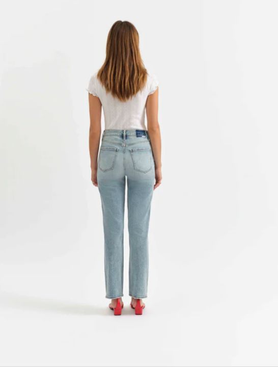 HIGH RISE SLIM STRAIGHT (WINK)
