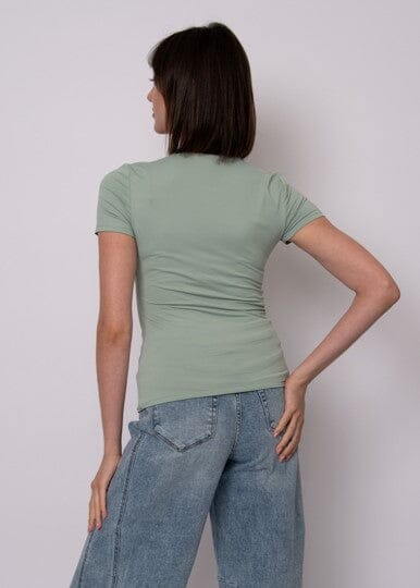 smoothing short sleeve top green, women’s green basic top, stretch short sleeve top