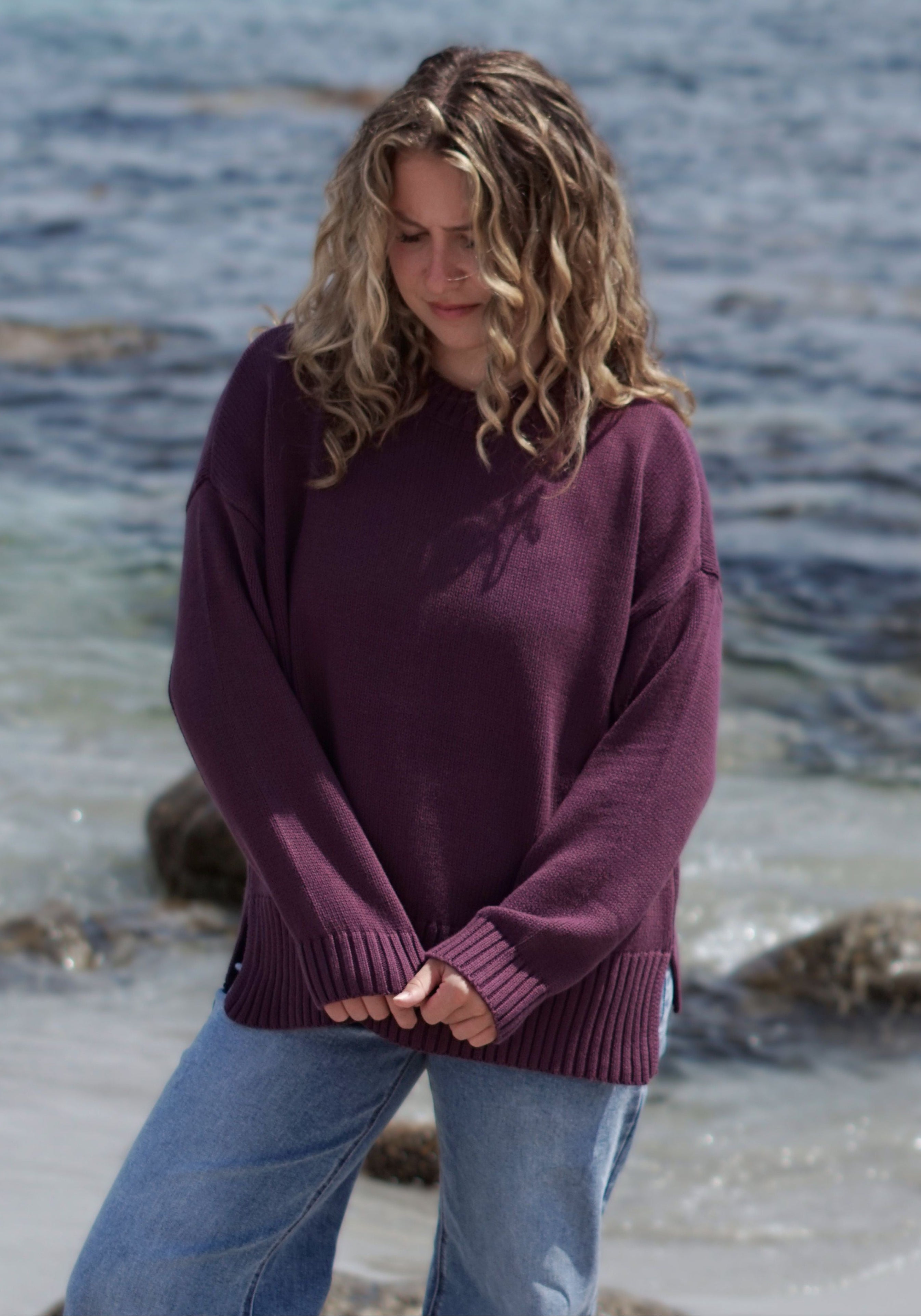 THE EASY CREWNECK SWEATER- GRAPE