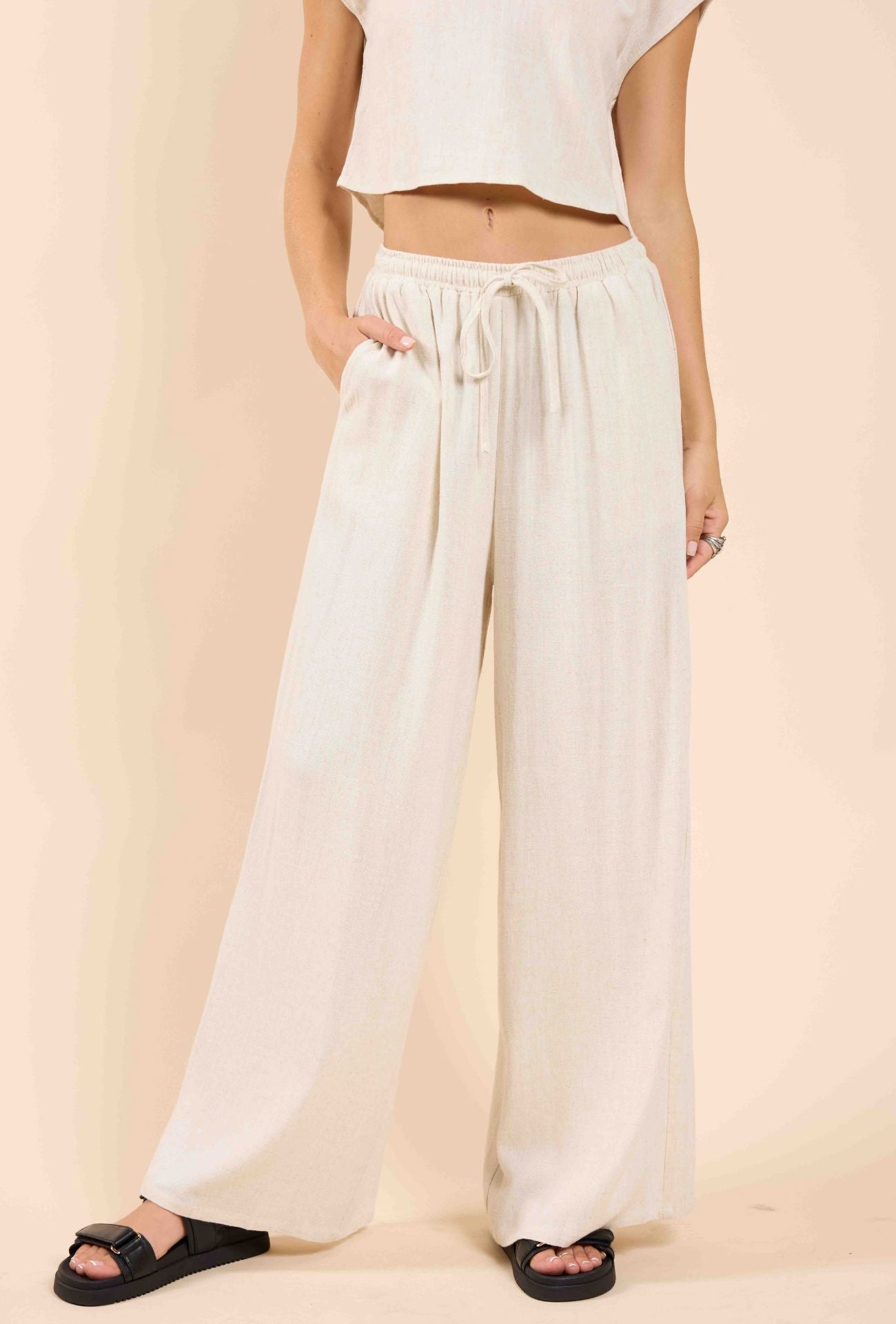 OATMEAL ELASTIC WAIST PANT, SADIE AND SAGE, wide leg pant, neutral lounge pant, oatmeal summer pant, relaxed linen look pant, minimal chic outfit
