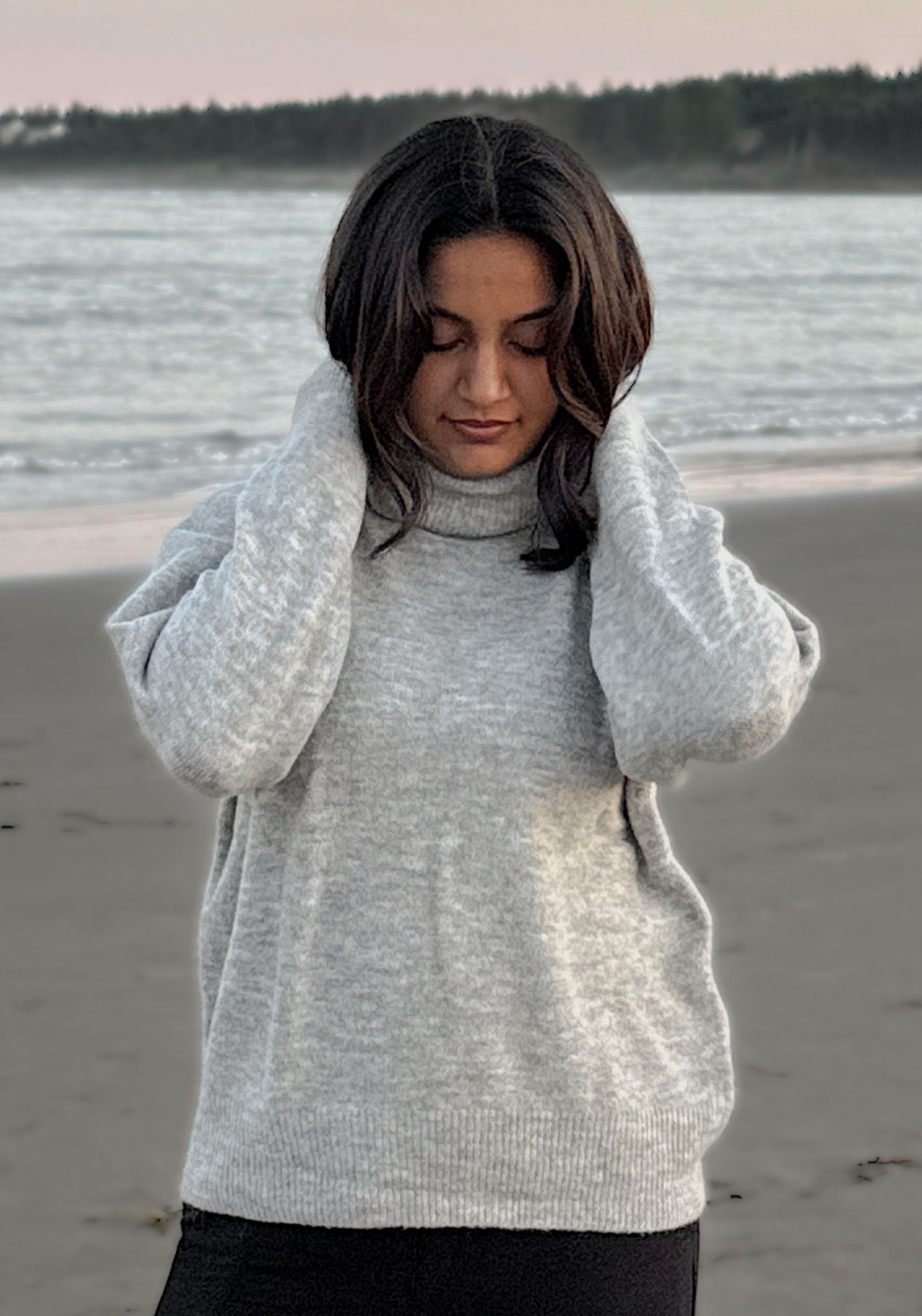 CLASSIC TURTLENECK (GREY)