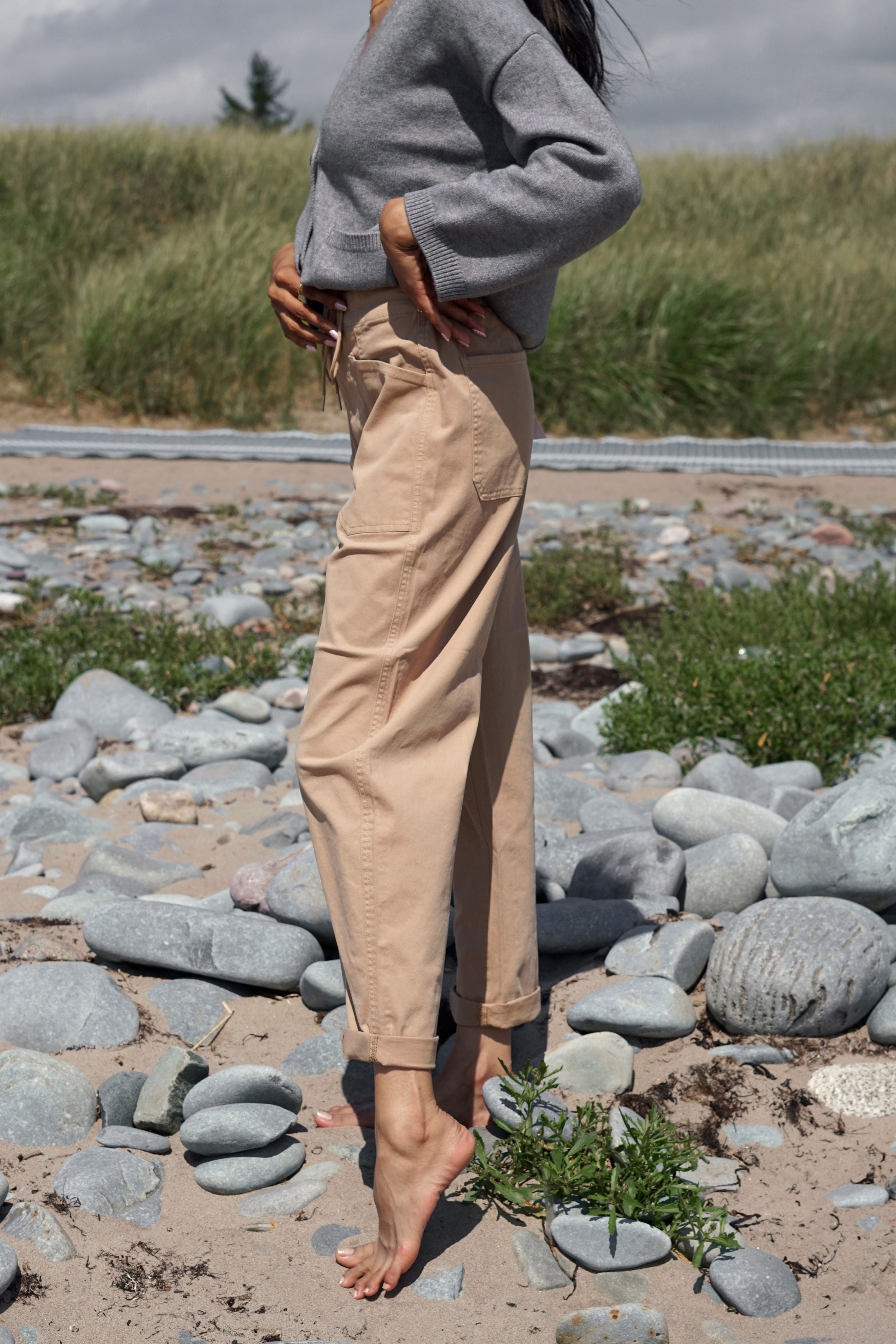 VILLA DRAWSTRING BARREL JEAN- LATTE