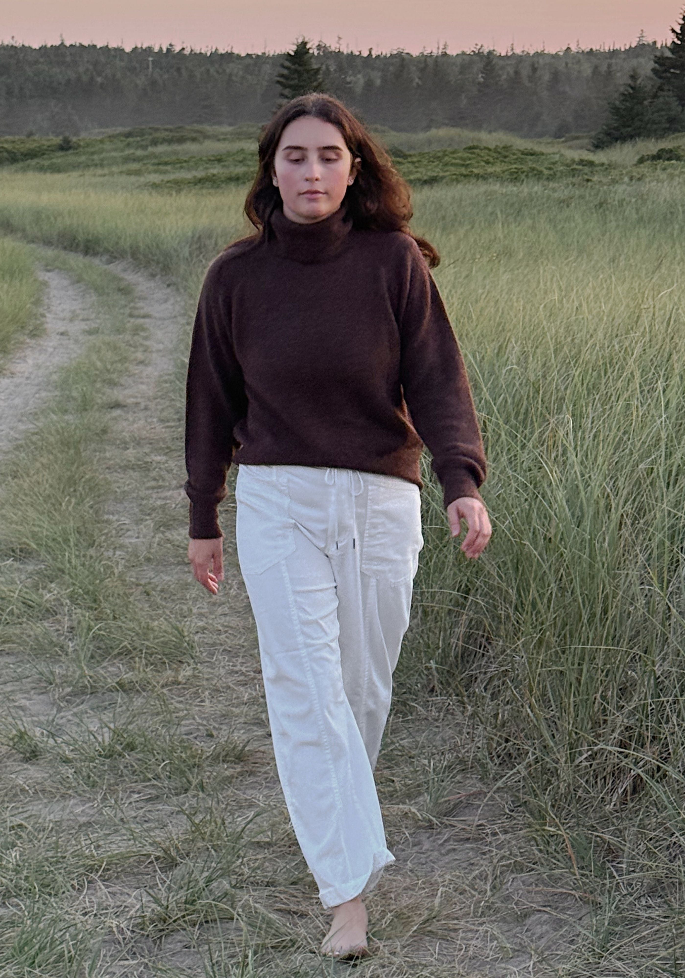 CLASSIC TURTLENECK (CHOCOLATE)