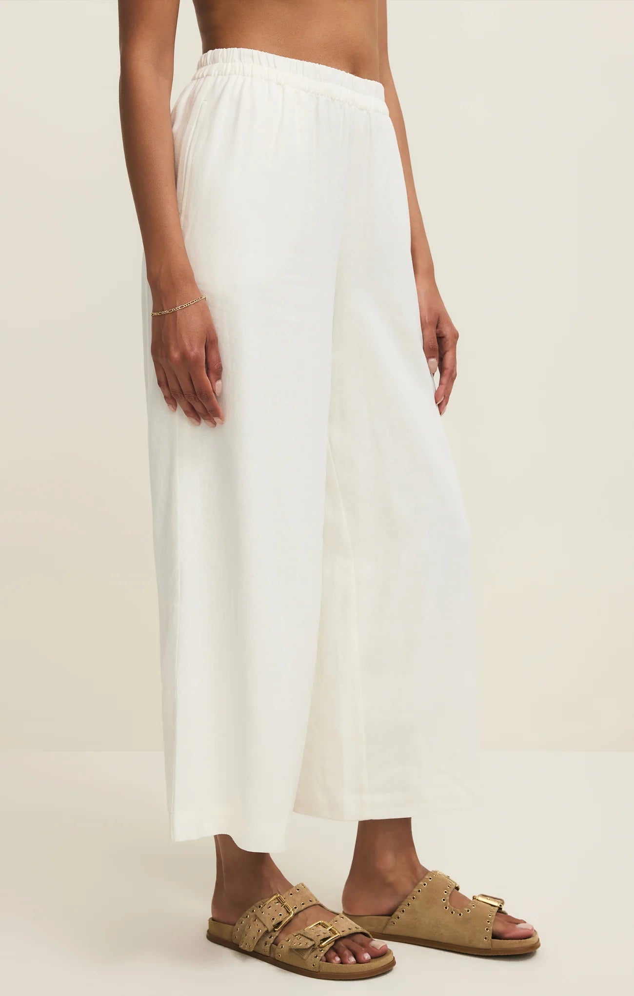 coastal style clothing women, white wide leg pants, summer wardrobe essentials