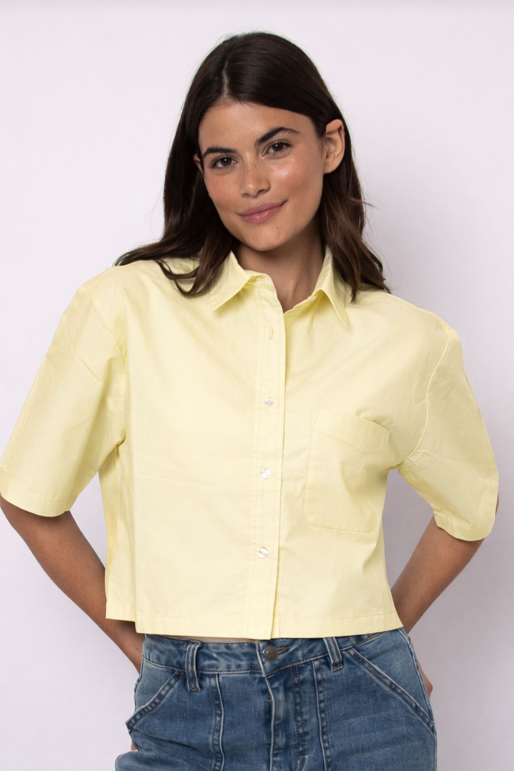BUTTER YELLOW POPLIN SHORT SLEEVE SHIRT