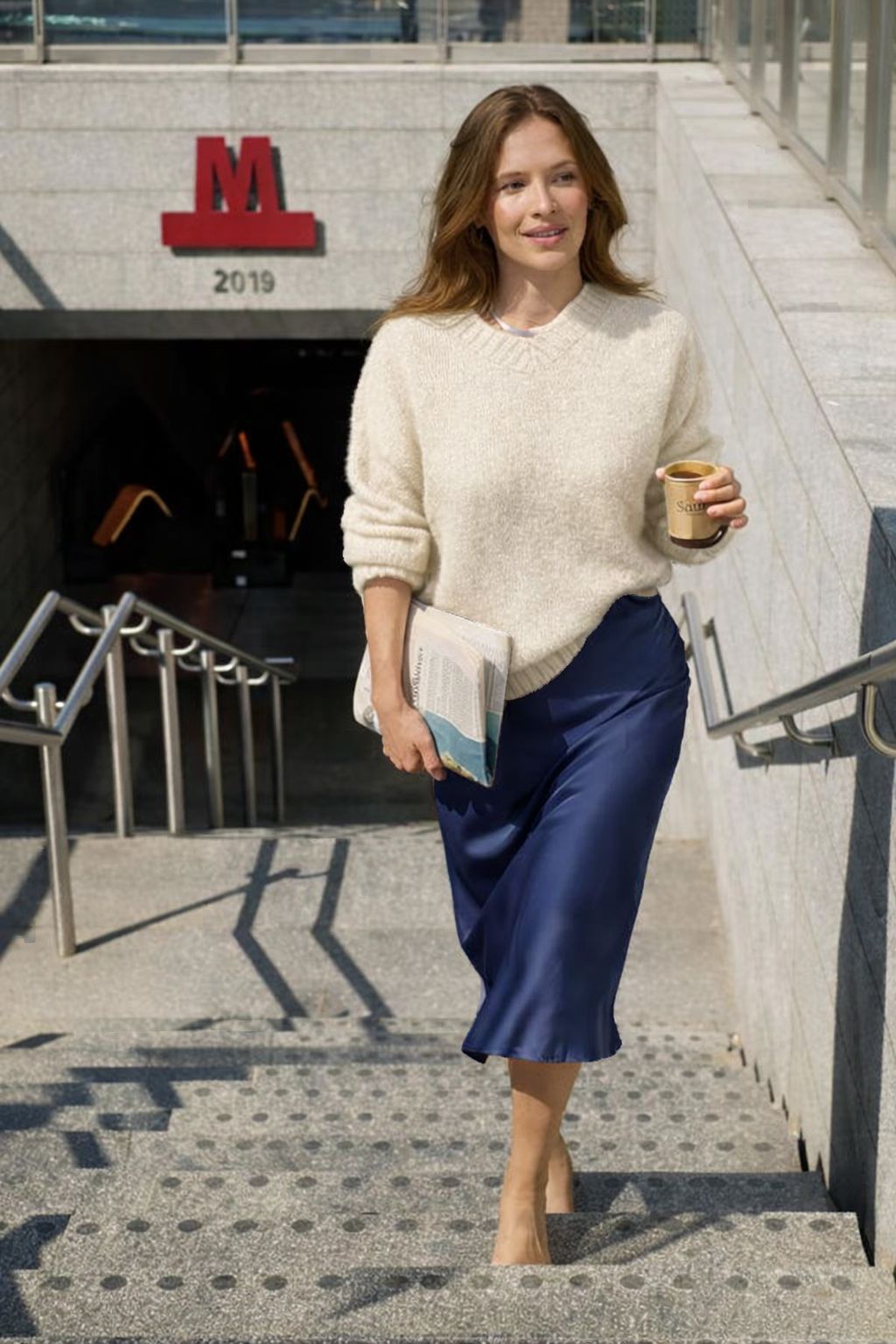 NAVY SILKY MIDI SKIRT