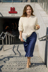 NAVY SILKY MIDI SKIRT