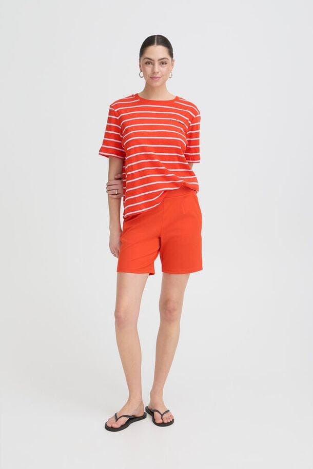 red striped t shirt women, red and white striped tee women, oui oui graphic striped t shirt, paris inspired striped t shirt women