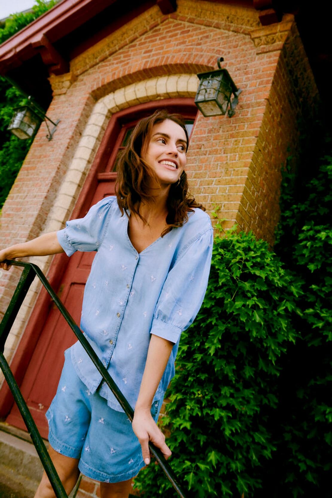 KOSMO V-NECK SHIRT Top B YOUNG 