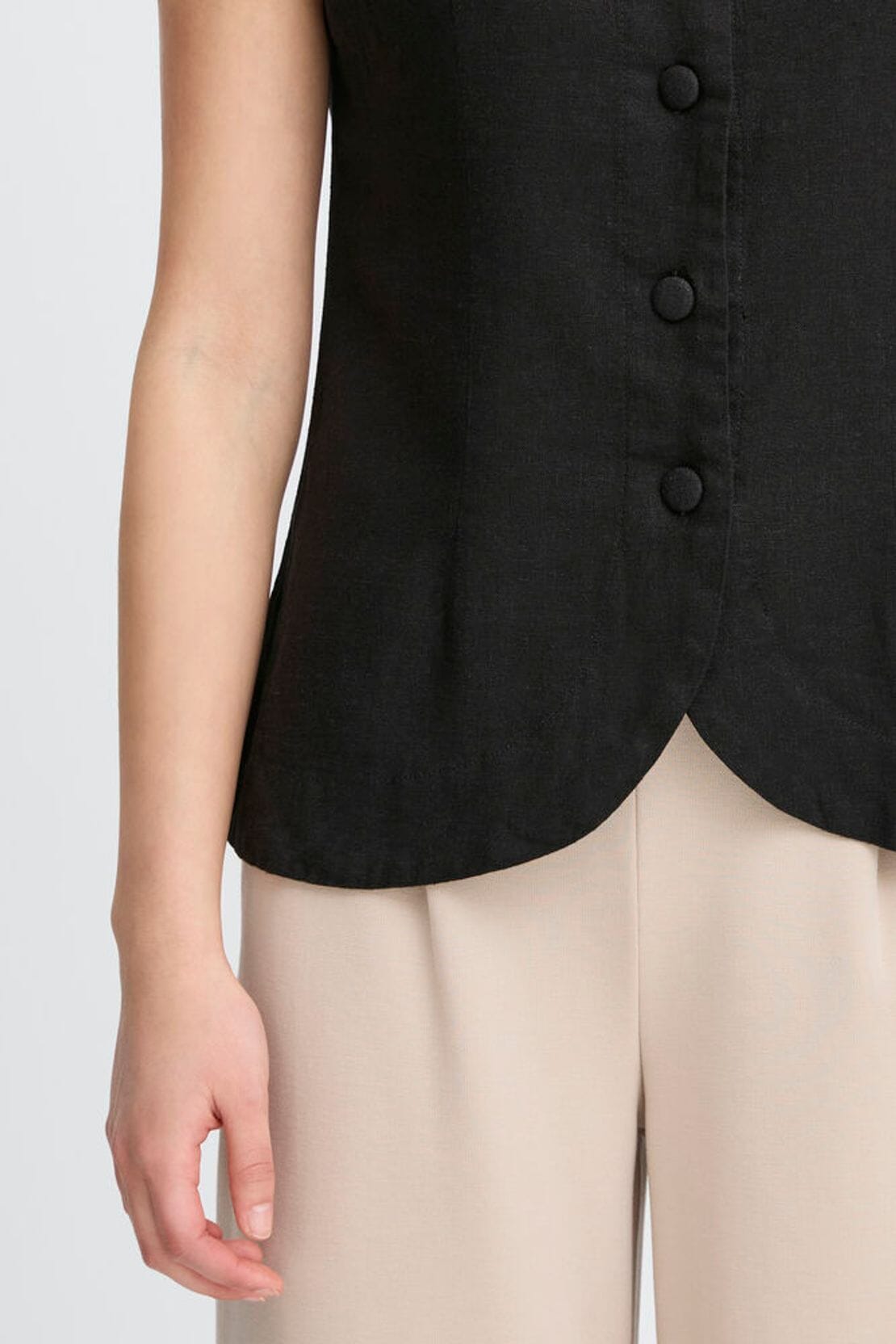 LINEN VEST (BLACK) VEST ICHI 