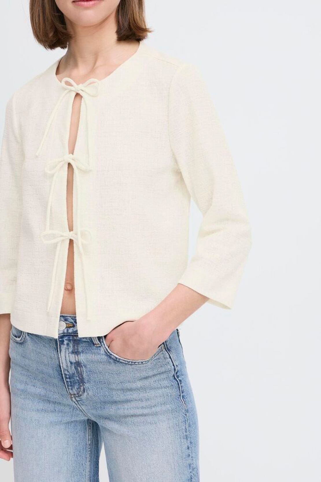neutral layering outfit, minimal chic cardigan