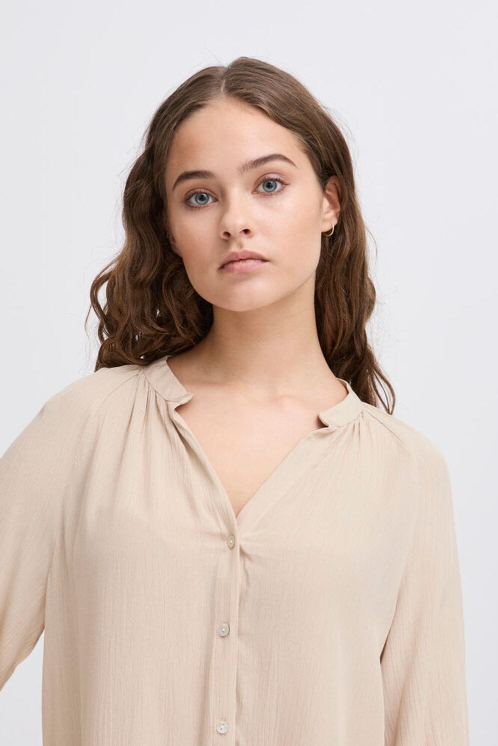 versatile neutral shirt