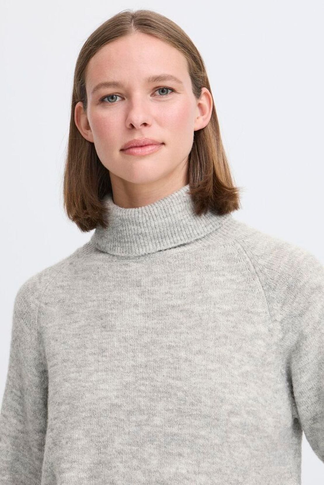 cozy neutral turtleneck outfit
