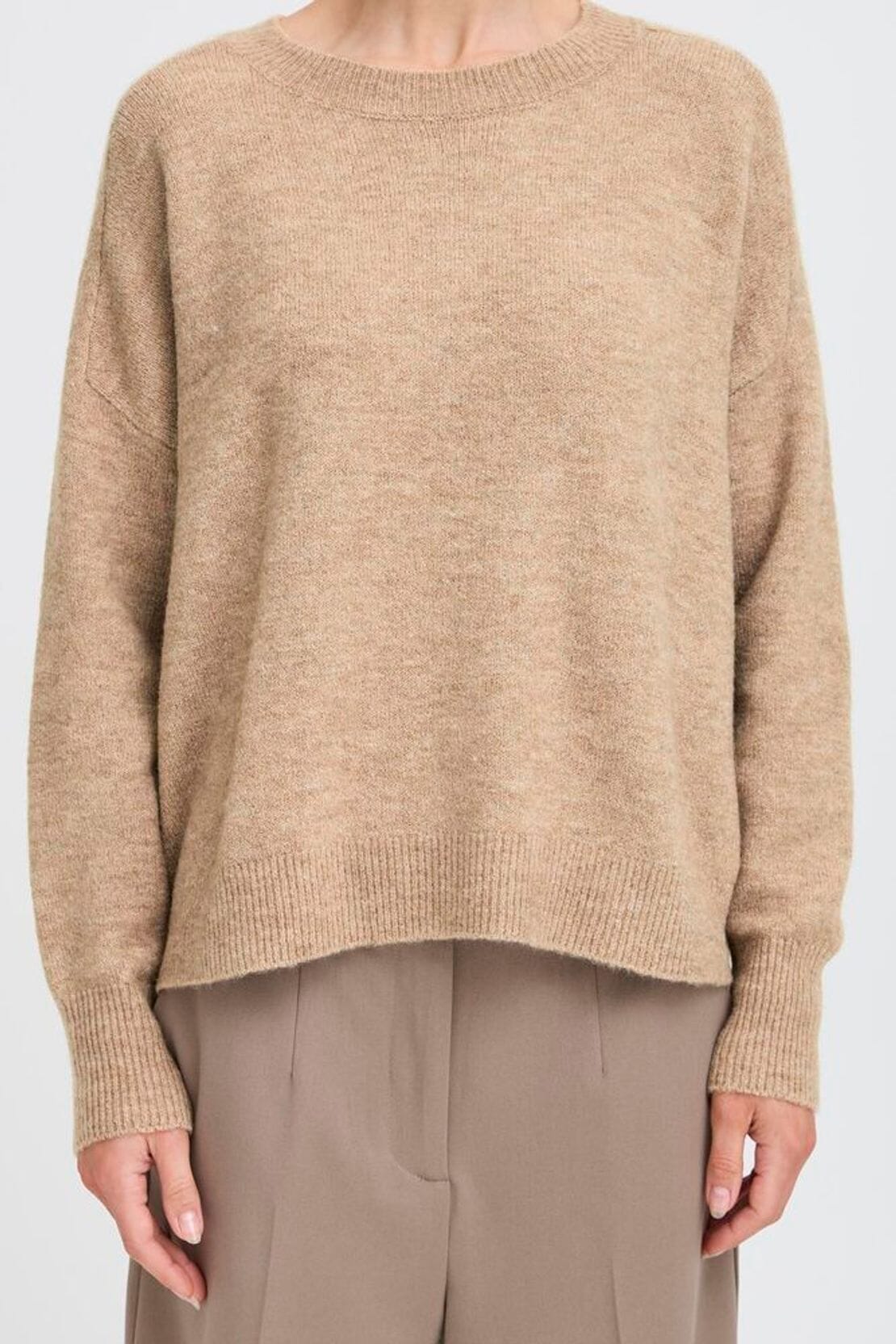 minimal casual knitwear style