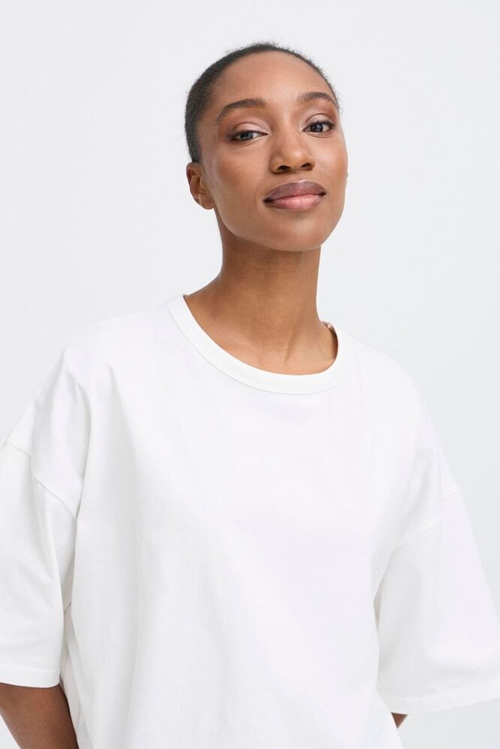 classic cotton tee outfit