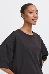 wardrobe staple black tee