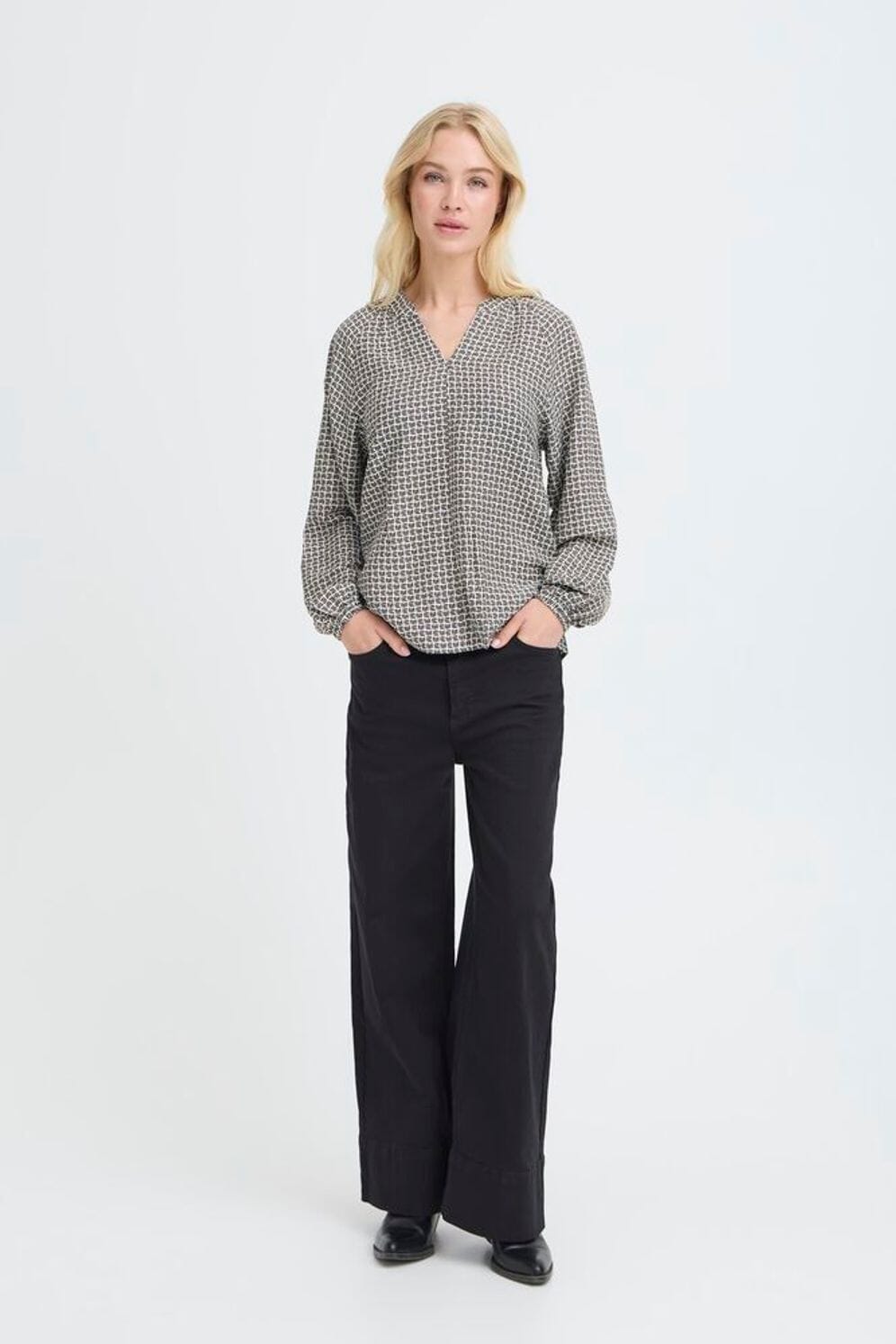 casual workwear blouse