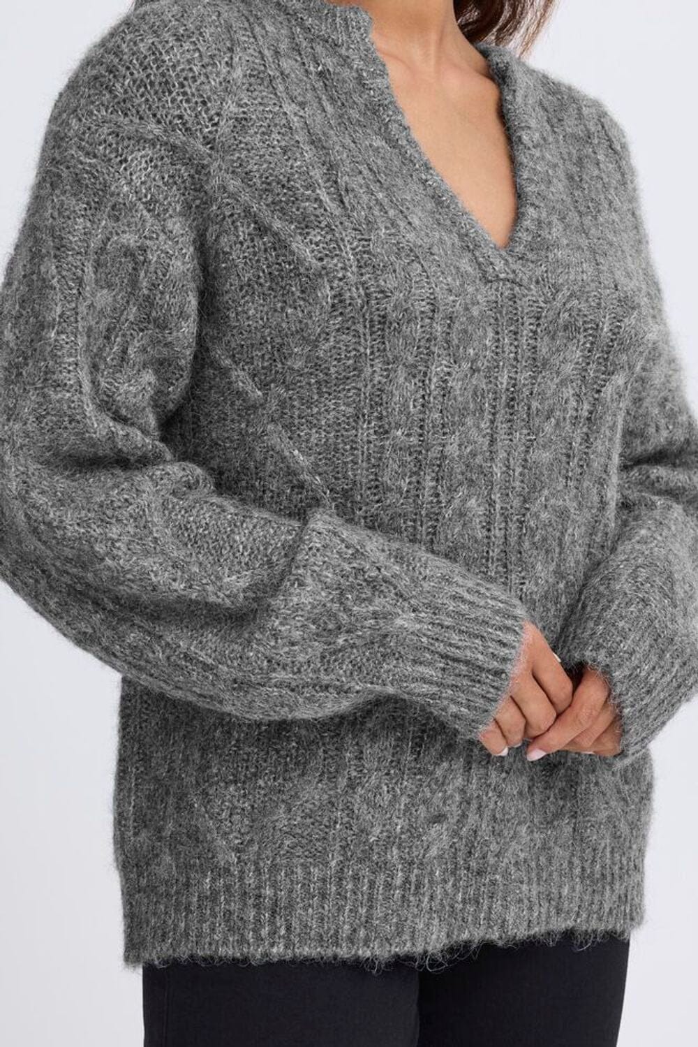Bella Grey Knit Sweater with V-neckline and textured design, ICHI 
