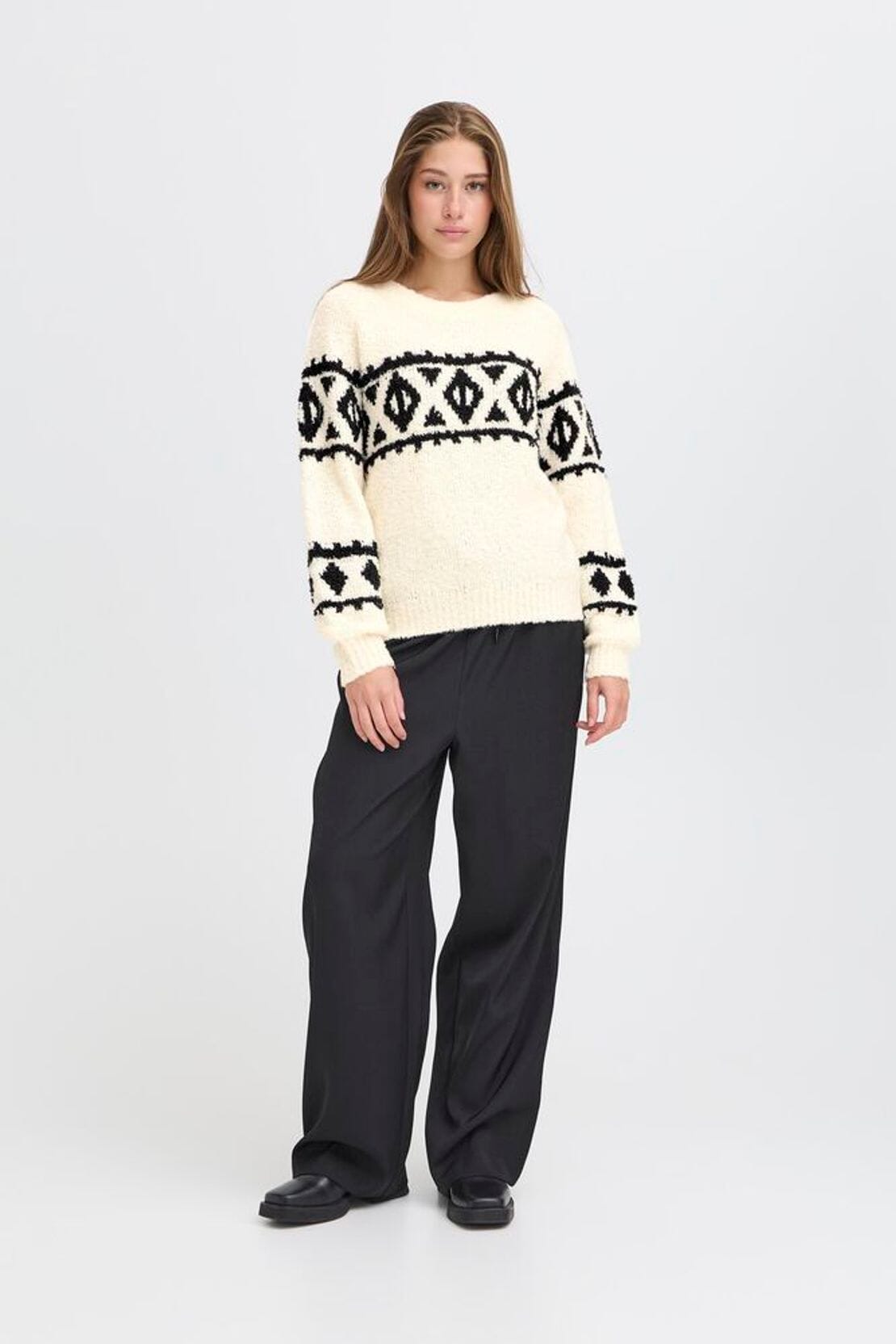 Black and cream patterned women’s sweater, ICHI 