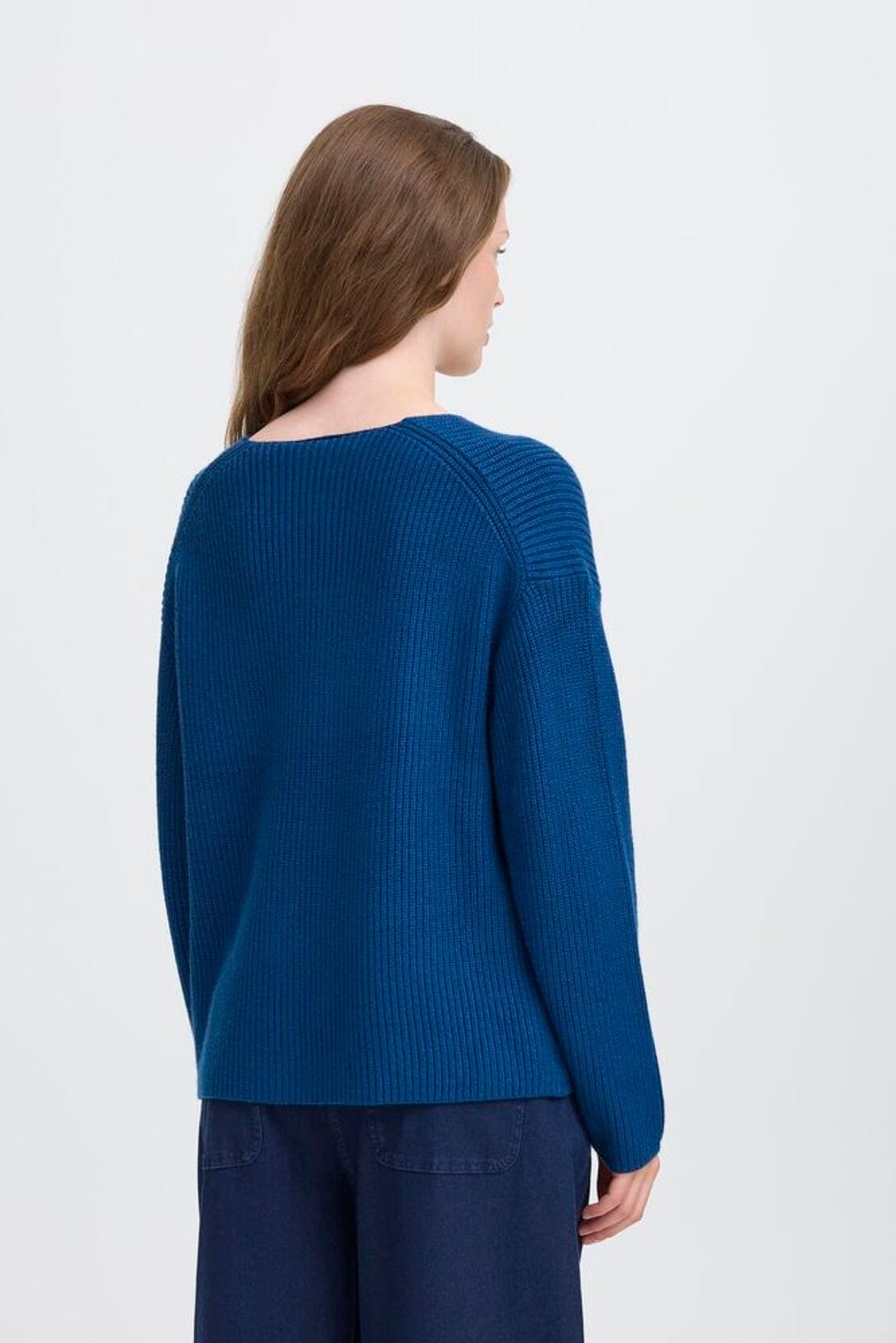 Casual relaxed deep v neck sweater in navy blue, ICHI 