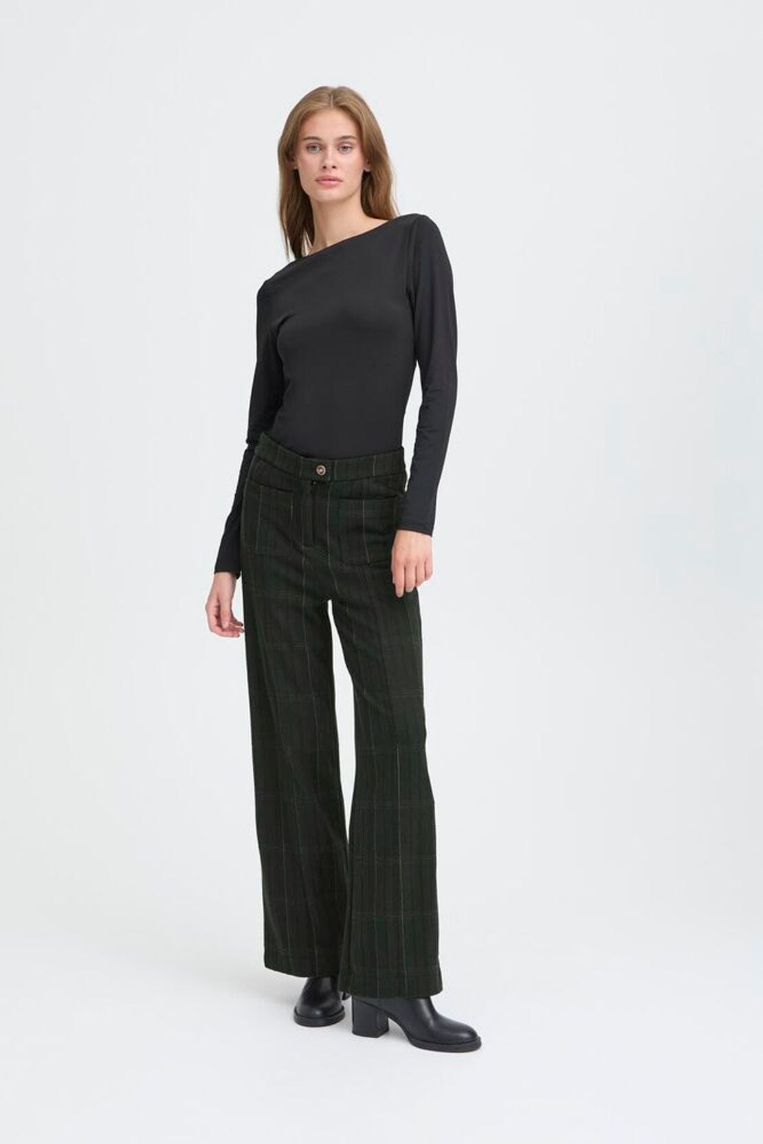 women’s tailored plaid trousers, relaxed fit 