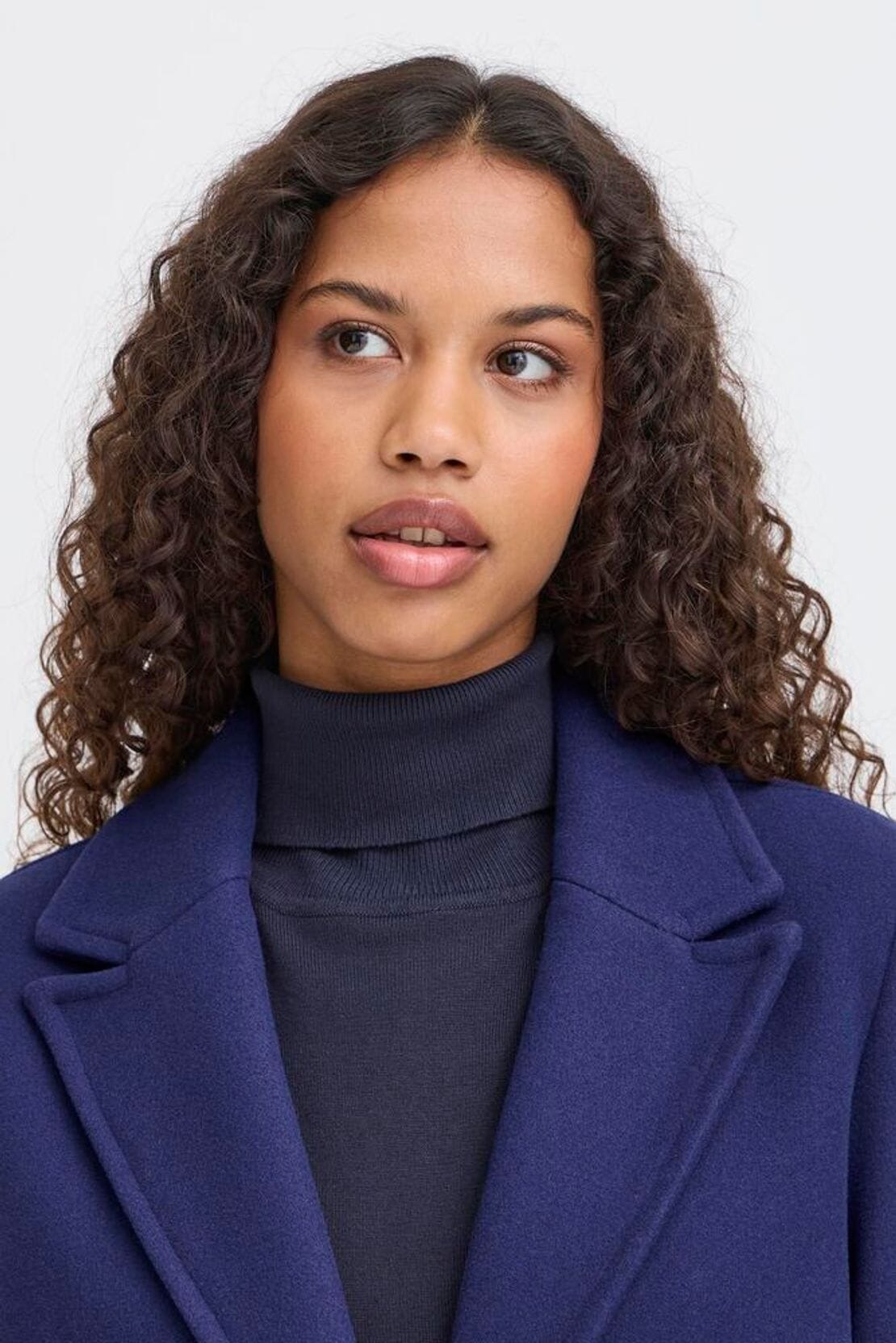 long blue wool coat tailored fit, ICHI 