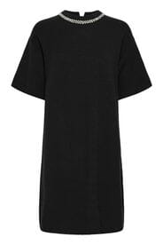 effortless holiday dress