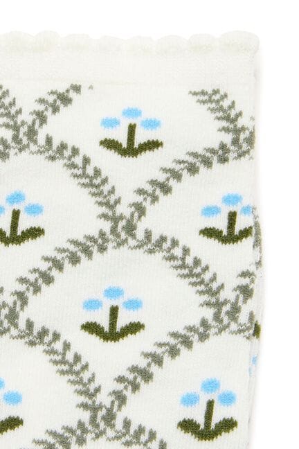 dainty floral sock design, cozy everyday socks