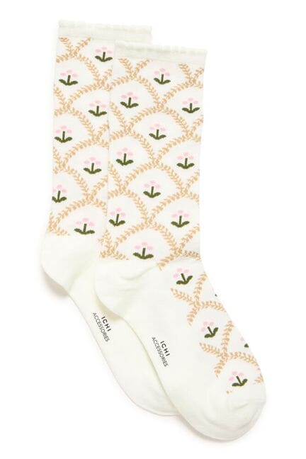dainty floral sock design, cozy everyday socks
