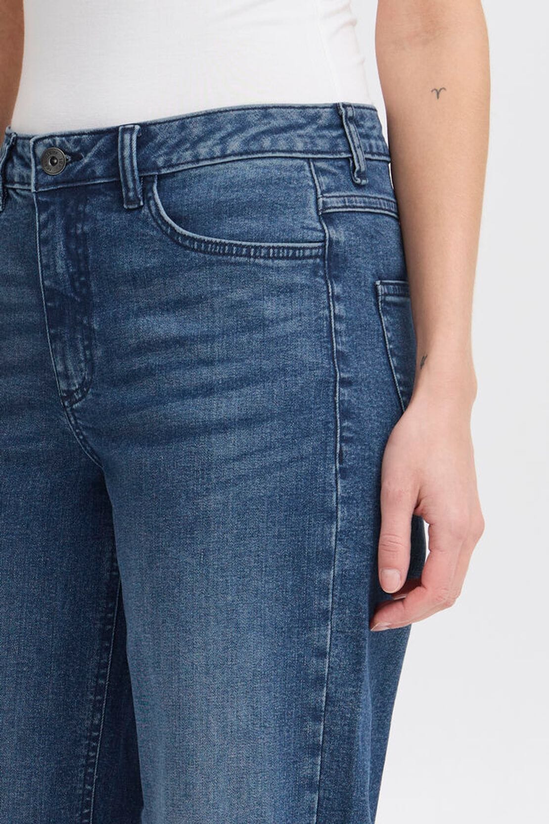 STRAIGHT LEG JEAN (MEDIUM) Jeans ICHI 