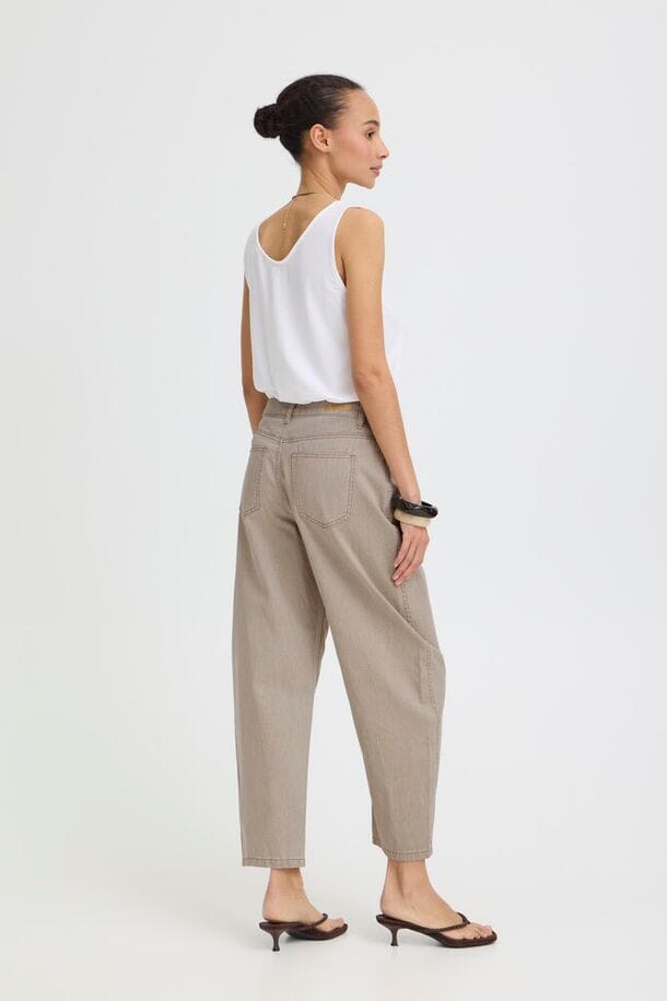 casual beige jeans women, women's neutral denim pants, relaxed barrel leg jeans women, beige wide barrel jeans women