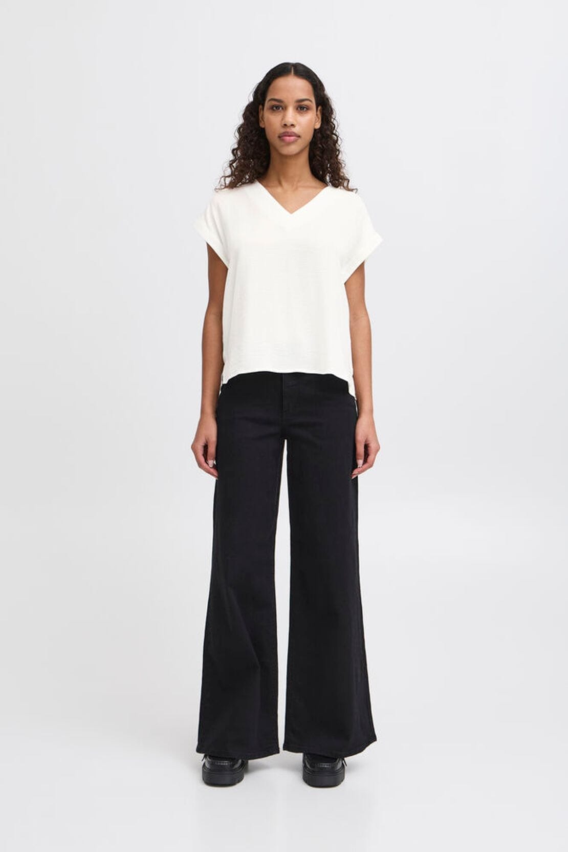 MARCI VNECK BLOUSE (WHITE) Top ICHI 