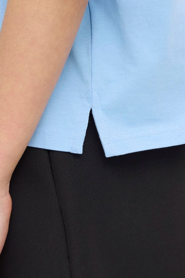 comfortable t shirt women blue, breathable tee women, soft blue shirt women, versatile casual top women, simple modern tee women