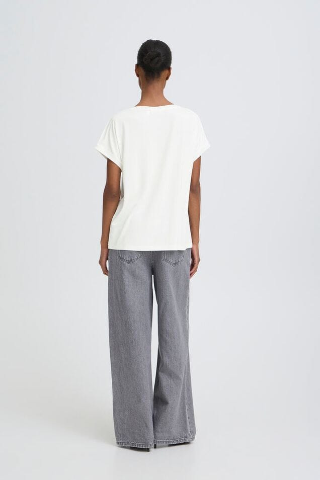 classic white tee outfit, minimalist white t shirt