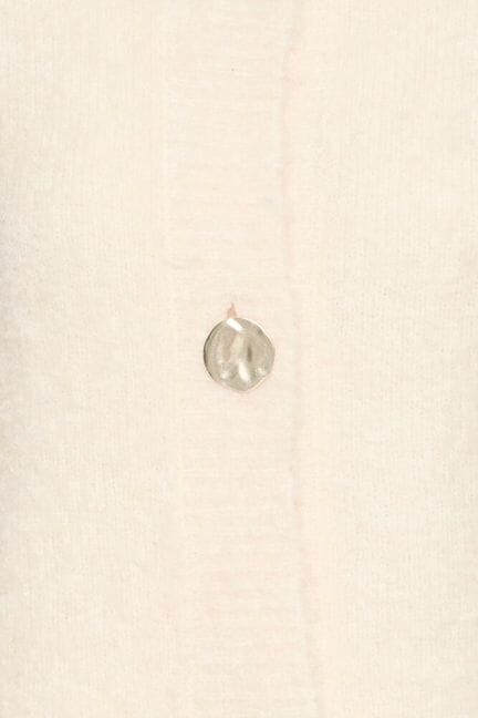 versatile cream knit outfit