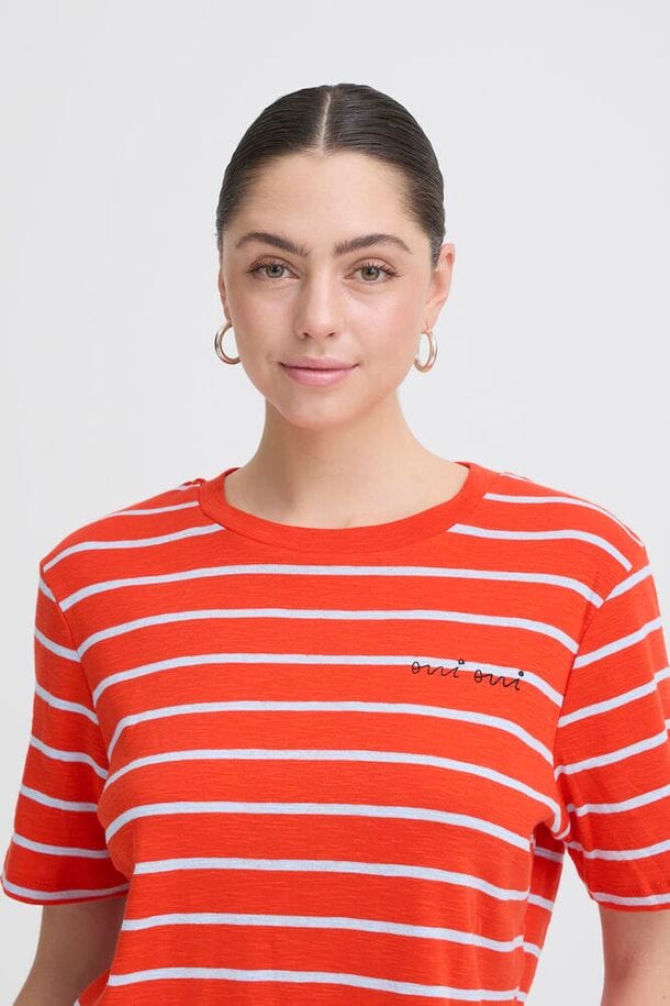 red stripe cotton t shirt women, playful striped t shirt women outfit, statement stripe tee women, red stripe french inspired top women
