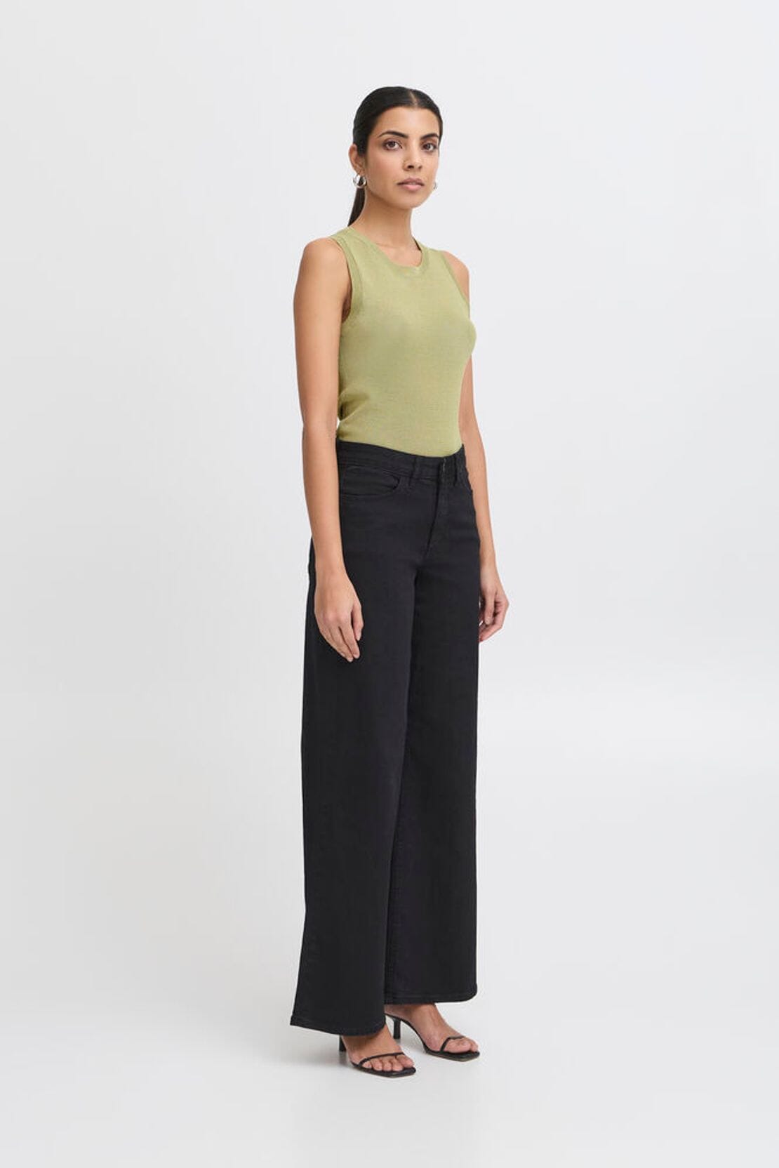 KNIT SLEEVELESS TOP (TEA) Top ICHI 