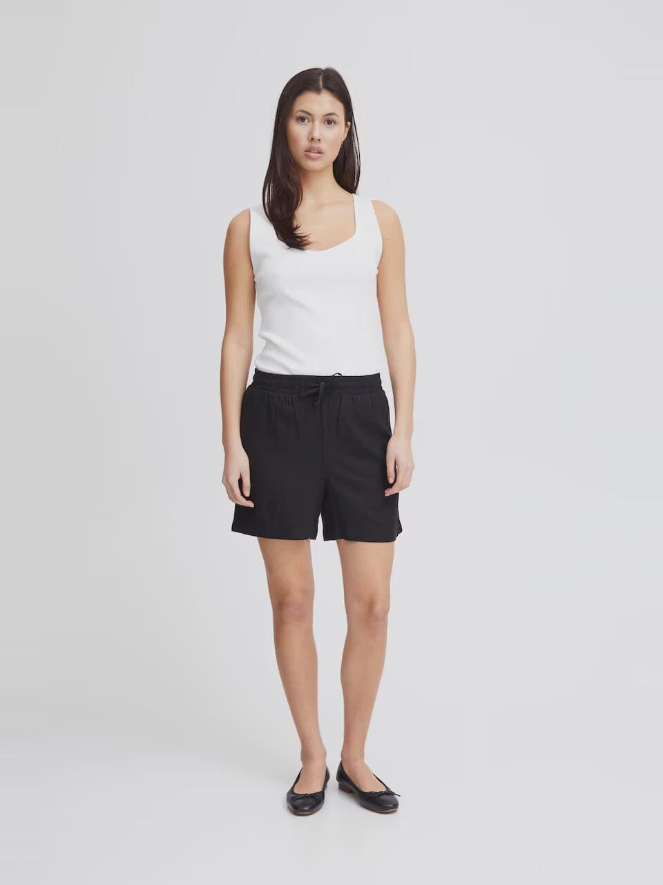 BLACK LINEN SHORTS short ICHI 