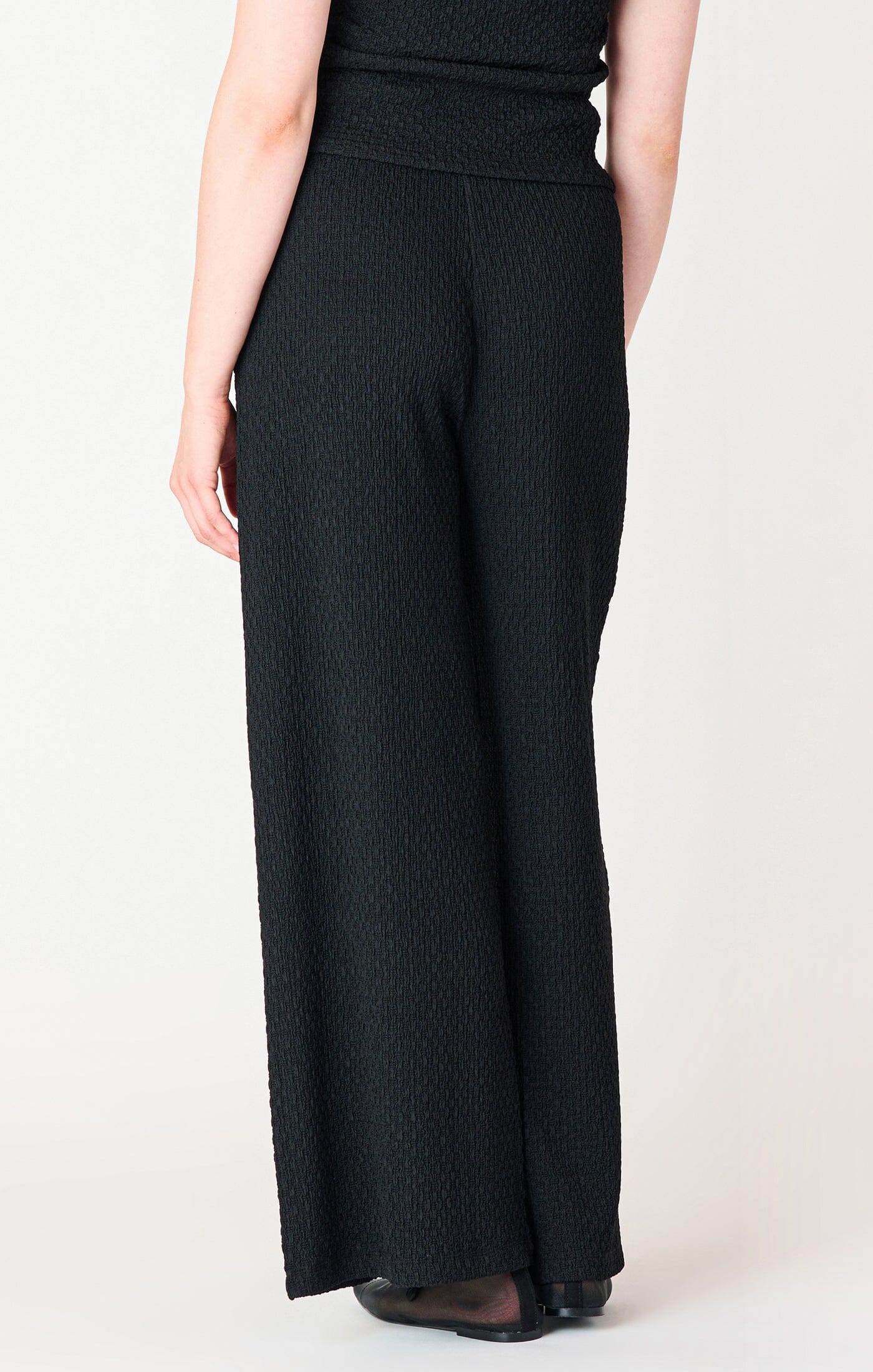 minimal relaxed fit pants, classic black wide leg bottoms