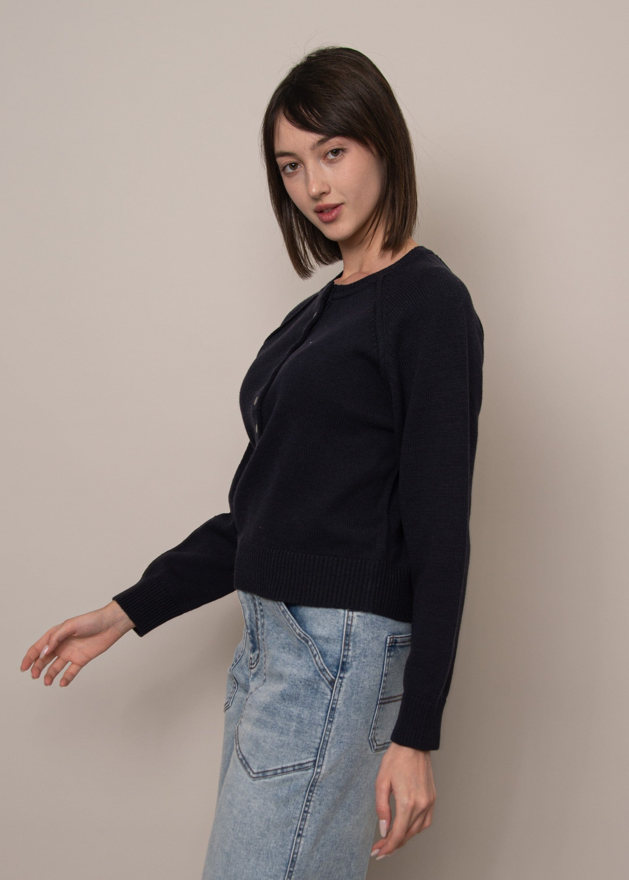 lightweight fall sweater women navy, polished casual sweater women, neutral dark blue sweater, travel friendly knit top navy