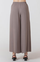 soft drape pants women, casual chic trousers, taupe pants outfit